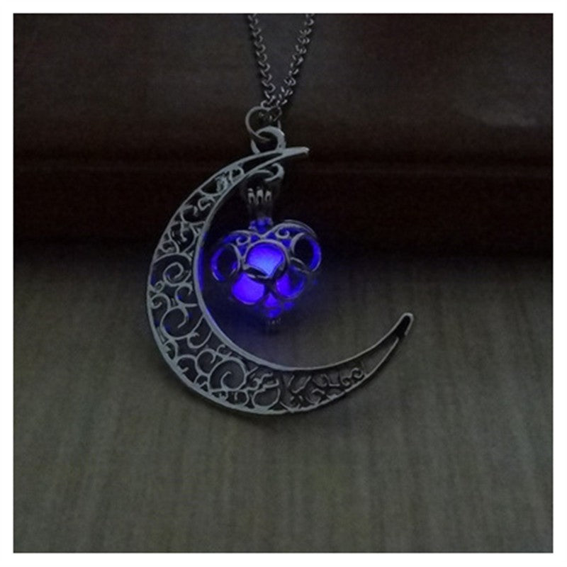 Charmglow™ - Glowing Pendant Necklaces