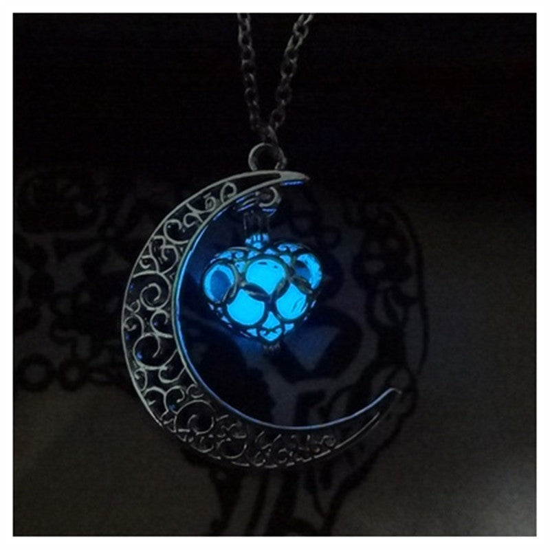 Charmglow™ - Glowing Pendant Necklaces